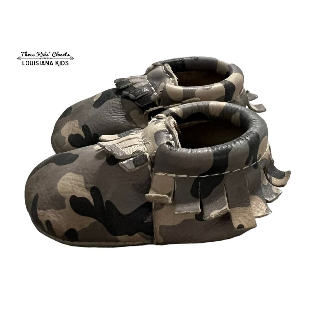 Freshly Picked Sz 3 Genuine Leather Grey Camouflage Moccasins